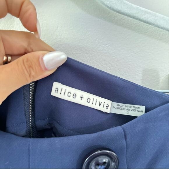 Alice + Olivia Two Piece Set - Picture 9 of 10